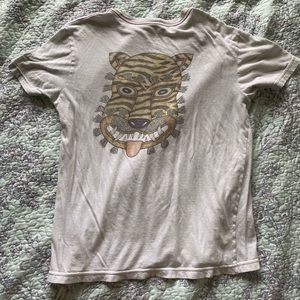 RVCA size small vintage wash graphic tee